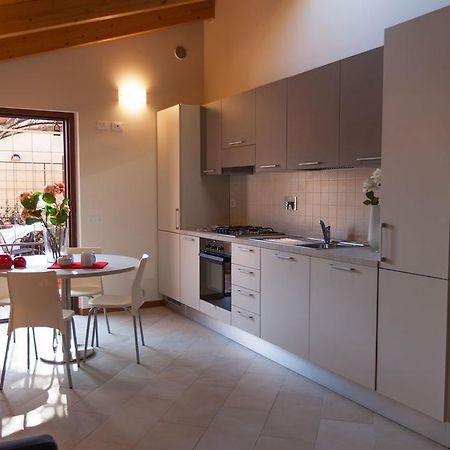 "La Terrazza Di Castiglione" Appartamenti Vacanza Кастильоне-делла-Пеская Номер фото