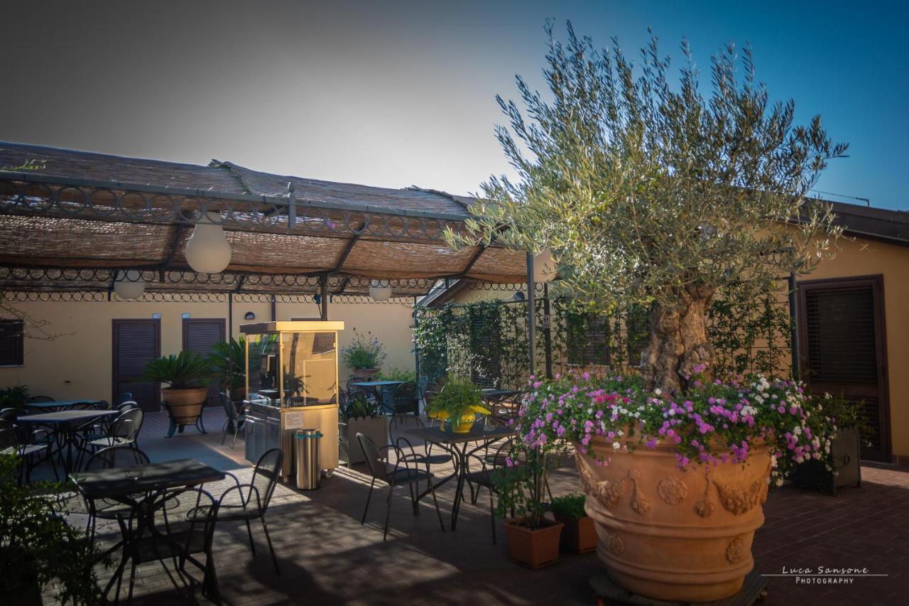 "La Terrazza Di Castiglione" Appartamenti Vacanza Кастильоне-делла-Пеская Экстерьер фото
